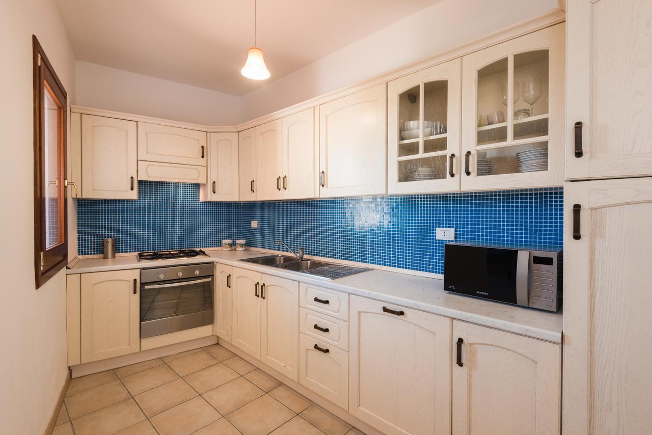 Apartment In S'Abba E Sa Pedra With Pool Голфо Аранчи Екстериор снимка