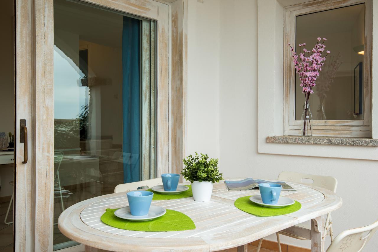 Apartment In S'Abba E Sa Pedra With Pool Голфо Аранчи Екстериор снимка