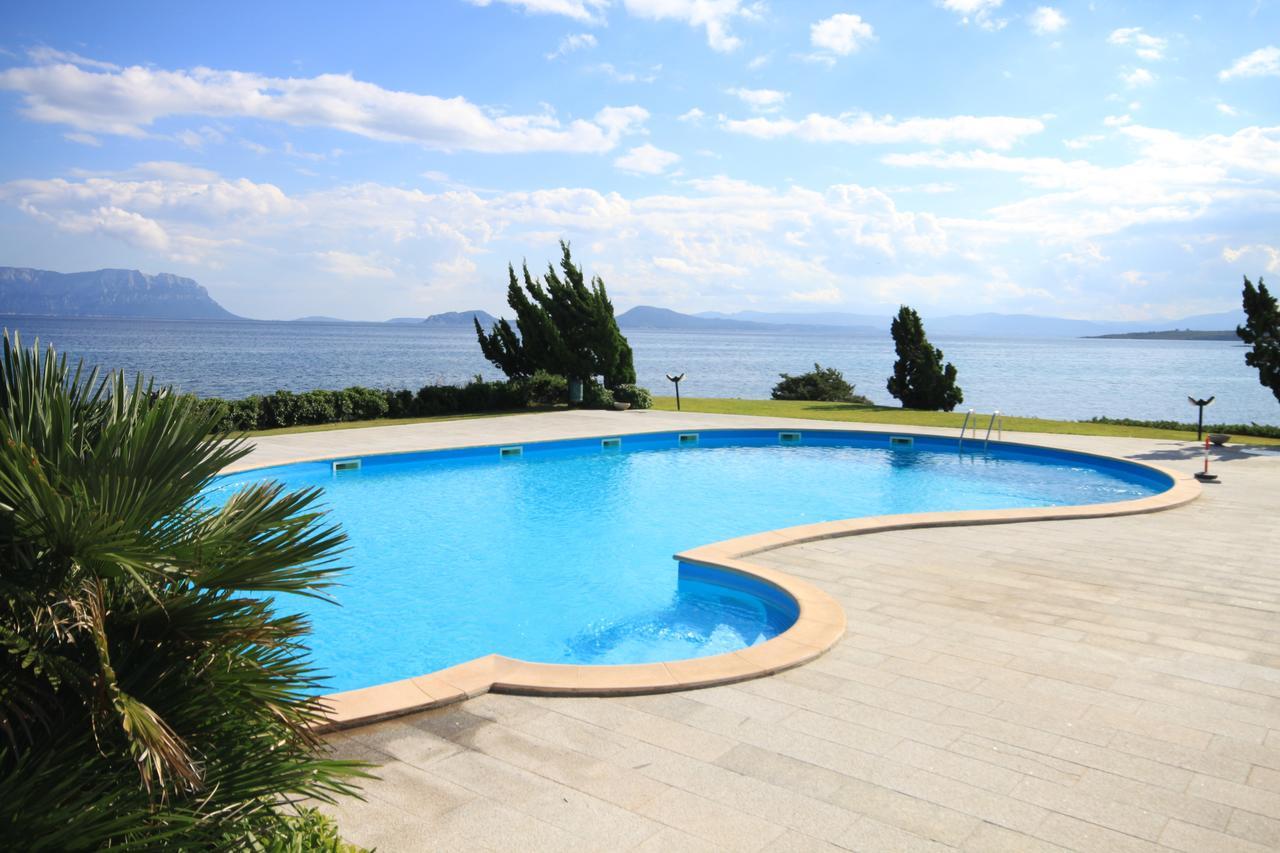Apartment In S'Abba E Sa Pedra With Pool Голфо Аранчи Екстериор снимка